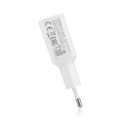 Compact Xiaomi Charger for On-the-Go Device Charging white compact plug charger ideal for travel and daily use