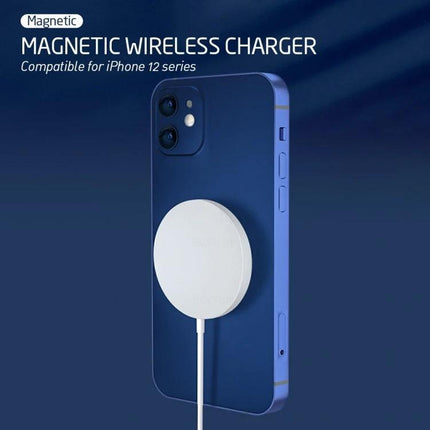 Convenient Travel Charger Set for Everyday Device Power – magnetic wireless charger attached to blue iPhone, USB‑C wired and wireless charging options