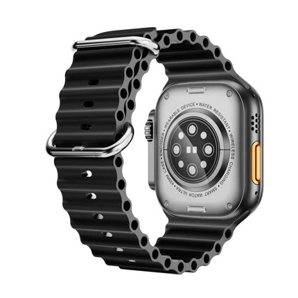 Keep track of your health with this everyday smart watch - black silicone band back view showing heart rate sensor and water-resistant case