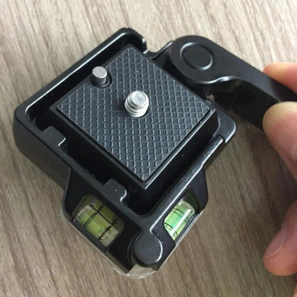 Aluminum Alloy Quick Release Plate for Camera Tripod Mounting, black anodized plate with 1/4" screw and built-in spirit levels