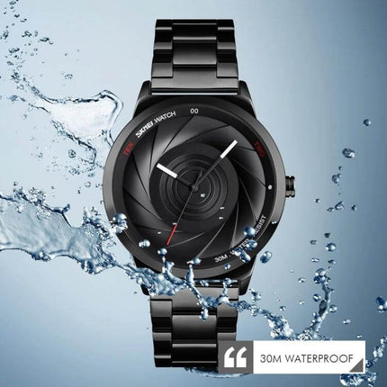 Skmei Gold Waterproof Business Wristwatch for Men in black metal finish with 30m water resistance and Japanese quartz movement