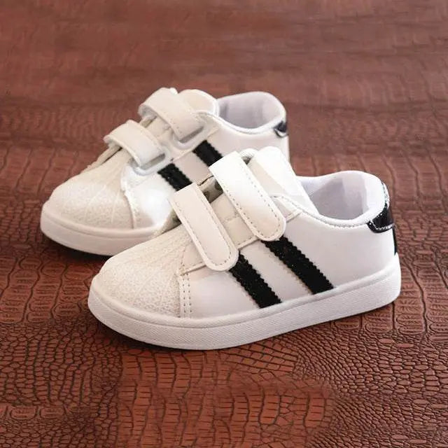 Shell Head Sneakers Casual Shoes for Children Sizes 21-26