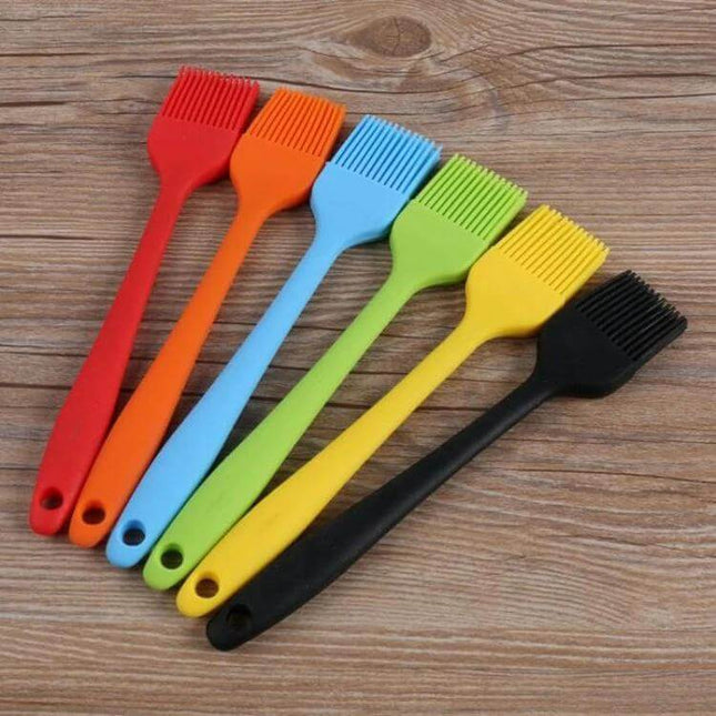 Silicone BBQ Oil Brush For Easy Basting Of Grilled Foods - set of colorful silicone basting brushes for grilling and kitchen use