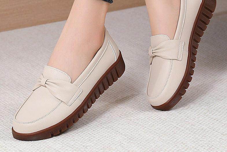 Stylish Women's Non-Slip Flat Shoes for All-Day Comfort 