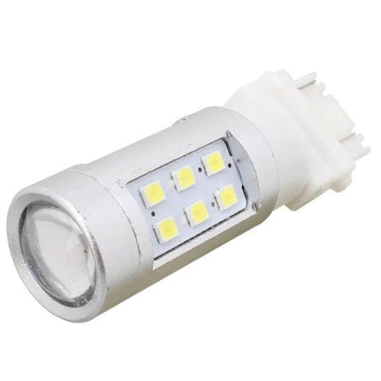 T25 White LED Car Brake Light Bulbs 2 Pack for Parking Lights - close-up of single white T25 LED bulb with 6 LEDs and plug-and-play base
