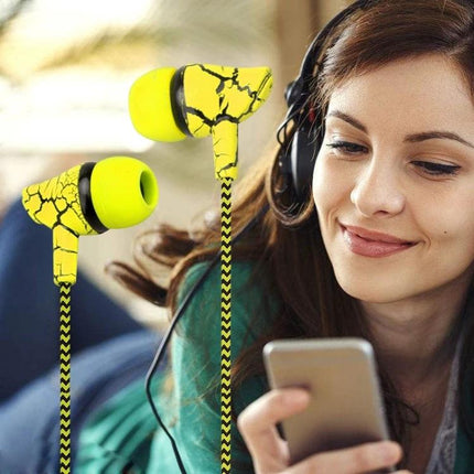Wired Neckband Earphones With Microphone And Braided Cable in yellow cracked design, inline mic and tangle‑resistant braided cord