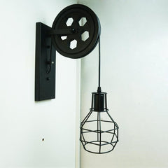 Vintage Industrial 40W Wall Lamp with Pulley Mechanism for Corridors and Porches