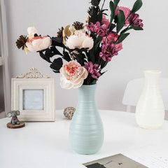 Contemporary Minimalist Plastic Floral Vase for Stylish Desk Décor