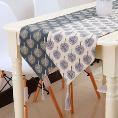 Elegant Cotton Linen Table Runner - Chic Decorative Accessory for Dining and Desk Spaces