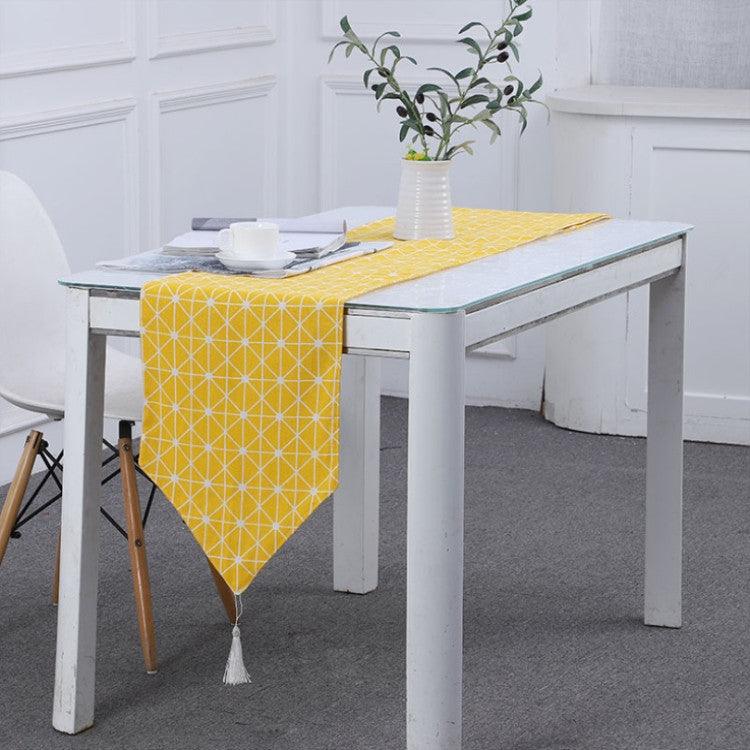 Elegant Cotton Linen Table Runner - Chic Decorative Accessory for Dining and Desk Spaces Yellow 160x33cm