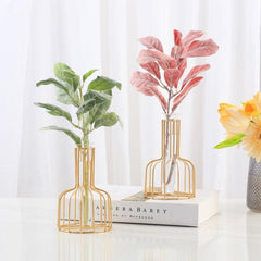 Elegant Wrought Iron Hydroponic Glass Vase for Dried Flowers Display