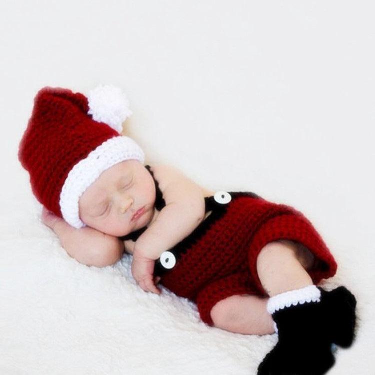 Christmas-Themed Baby Photography Outfit Set: Hand-Knitted Wool Hat, Overalls Shorts, and Socks