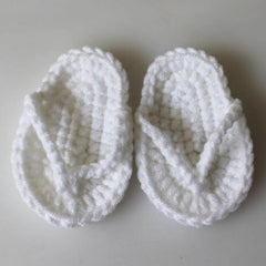 Mini Hand-Crocheted Slippers for Newborn Photography Props