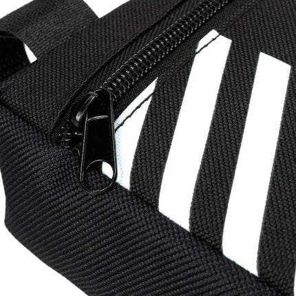 BSoul Bicycle Triangle Bag Front Tube Frame Water Bottle Pouch close-up of black polyester zipper and reflective stripes on triangle frame bottle pouch
