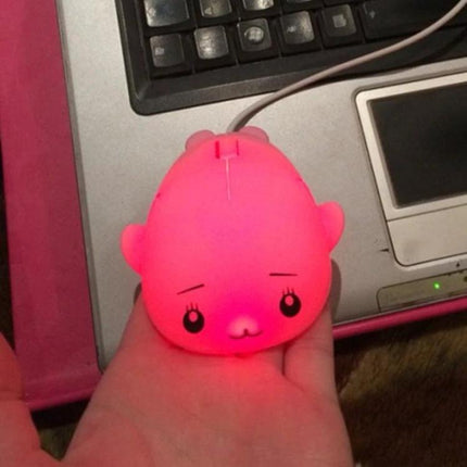 Cute Cartoon Wired Computer Mouse for Office and Home Use - pink kawaii wired mouse on laptop, compact 10x7x4cm, lightweight 70g