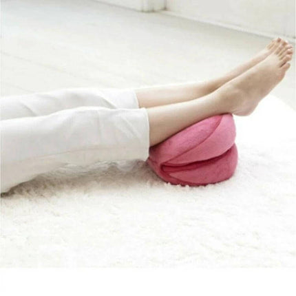 Memory Foam Hip Lift Seat Cushion For Comfortable Everyday Sitting - Pink double O-shaped memory foam hip support used under legs