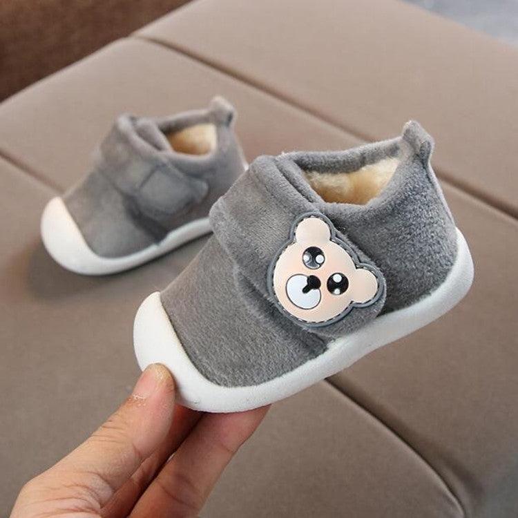 Chaussures en coton antidérapantes à semelles souples et chaudes en polaire corail pour bébé