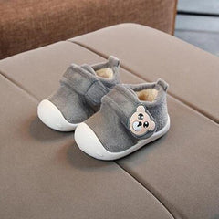 Chaussures en coton antidérapantes à semelles souples et chaudes en polaire corail pour bébé