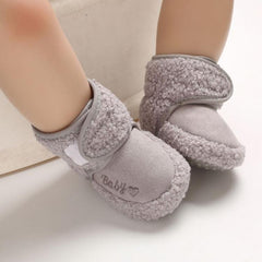 Cozy Winter Toddler Shoes for Newborns Aged 0-1 Years - Soft and Warm Footwear