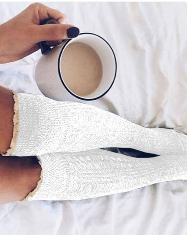 Chaussettes chaudes en dentelle au-dessus du genou pour femme