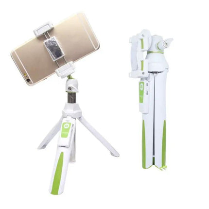 Benro Tripod for Capturing Daily Moments with Friends