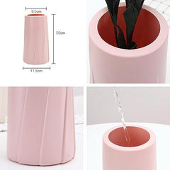 Elegant Minimalist Plastic Vase for Contemporary Home Decor