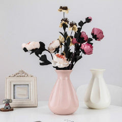 Elegant Plastic Flower Arrangement Vase for Dried and Fresh Flowers