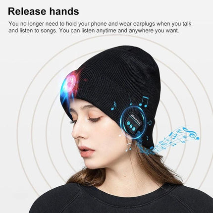 Warm Knitted Hat for Evening Outdoor Adventures with Lights - black beanie with LED light and Bluetooth speakers for hands-free evening walks