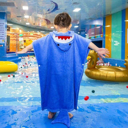 Cotton Cloak Children's Bath Towel 70 cm Pink Unicorn - Kid Wearing Blue Shark Hooded Towel At Indoor Pool