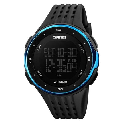 SKMEI Men's Multi-Function Electronic Watch for Outdoor Activities - black digital sports watch with blue bezel, rubber strap, stopwatch and dual time display