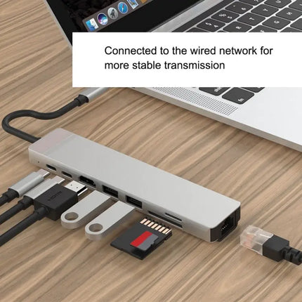 Type-C Multi-Port Docking Station for Versatile Connections