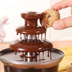 Compact Chocolate Fondue Melting Fountain with Creative Design