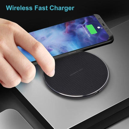 Q25 Plaid Pattern 15W Desktop Metal Round Qi Wireless Charger on laptop, slim metal 15W Qi pad with plaid surface, LED indicator and phone charging