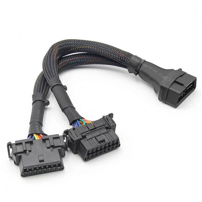 Extension Cable for Connecting Two Devices in Your Car - OBD2 Y-splitter cable for dual diagnostic tools, braided sleeve, plug-in convenience