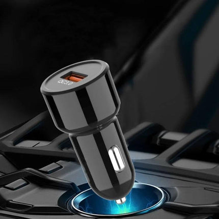 Universal Fireproof Car Phone Charger For Everyday Use in glossy black, flame‑retardant PC shell, fast USB car charger for daily commutes and family trips
