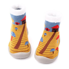 Kids' Non-Slip Cartoon Christmas Floor Socks with Anti-Skid Design