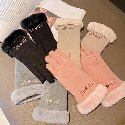 Keep Warm Touch Screen Velvet Riding Gloves for Cold Weather - soft fleece-lined touchscreen gloves in black, gray, beige and pink with faux-fur cuffs