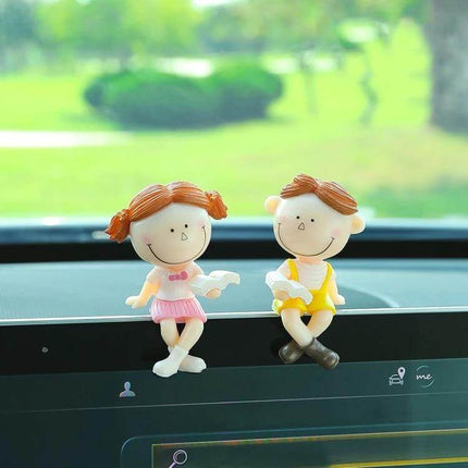 Lovely Kissing Couple Blue Car Ornament For Interior Decor - hand-painted PVC dashboard kissing couple figurines with non-trace sticker, lightweight 4x6cm