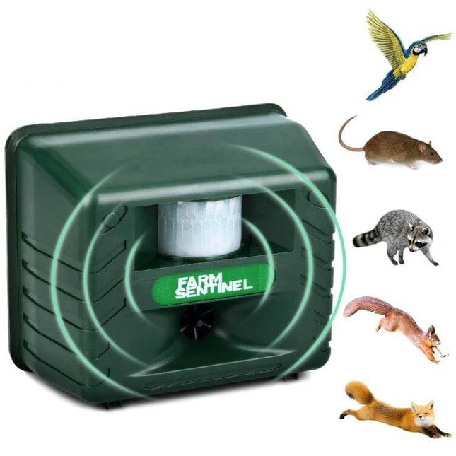 Garden Ultrasonic Rat and Snake Repeller for Outdoor Use - green weather‑resistant ultrasonic pest deterrent with infrared sensor protecting gardens and lawns