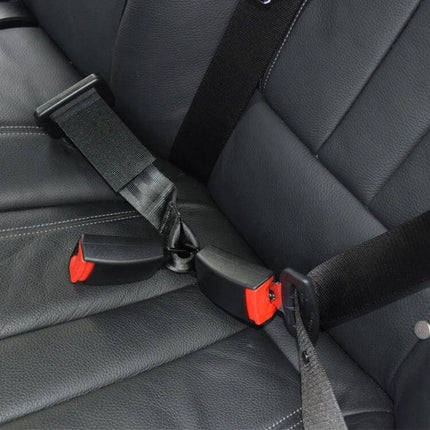 Car Rear Seat Belt Connector for Two Seats, Simple to Use — detachable adjustable connector securing two rear belts on leather car seat