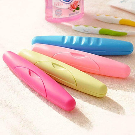 Travel Portable Toothbrush Box With Locking Lid For On The Go — colorful compact PP plastic travel toothbrush cases with secure locking lids