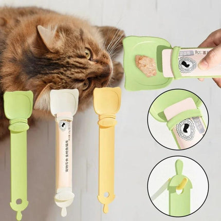 Handy Spoon for Everyday Cat Feeding at Home - green silicone cat food scoop for portioning wet food without spills