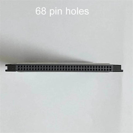 Onefavor Industrial Grade CF to PCMCIA Card Adapter for Laptops showing 68-pin hole connector edge for CF card compatibility