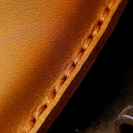 Hallmo Cowhide Motorcycle Key Bag For Kymco Everyday Key Organizer close-up of natural cowhide leather stitching and texture for durable key cover