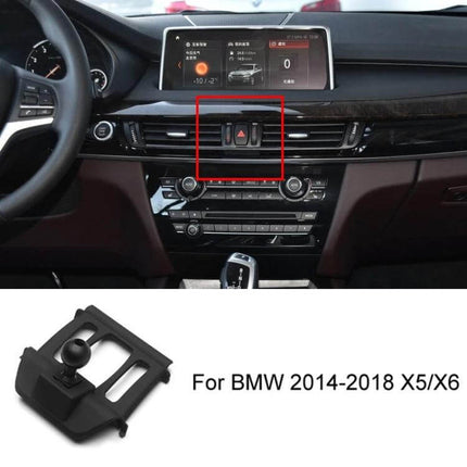 BMW Car Air Outlet Phone Holder Snap On Dashboard Mount securely installed on BMW X5/X6 2014-2018 dashboard air outlet for hands-free navigation
