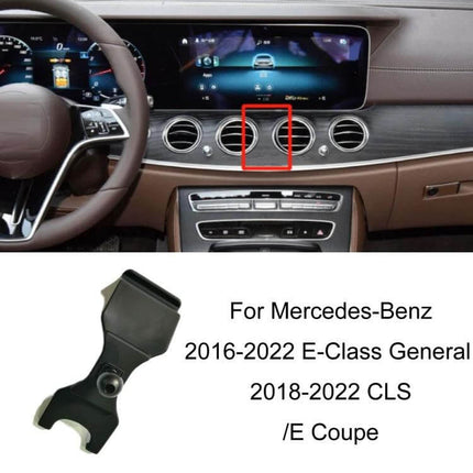 Mercedes-Benz Car Air Vent Phone Holder For Dashboard Use installed on E-Class dashboard showing air vent mounting