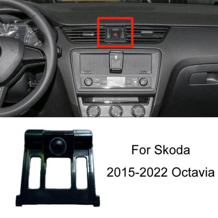 Skoda Dashboard Phone Mount For Navigation Clip On installed in Skoda Octavia dashboard air vent position showing clip-on holder and 360° ball head