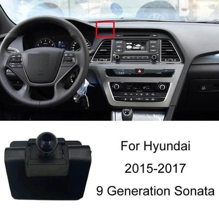 Dashboard Clip-On Navigation Bracket for Hyundai Cars mounted on Sonata dashboard near center vent, stable clip-on phone mount for navigation