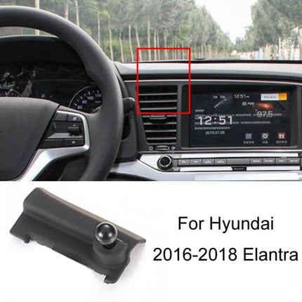 Dashboard Clip-On Navigation Bracket for Hyundai Cars mounted near Elantra dashboard air vent showing phone mount location