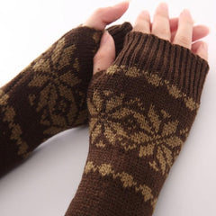 Unisex Cozy Knitted Fingerless Arm Warmers with Snowflake Design for Autumn and Winter